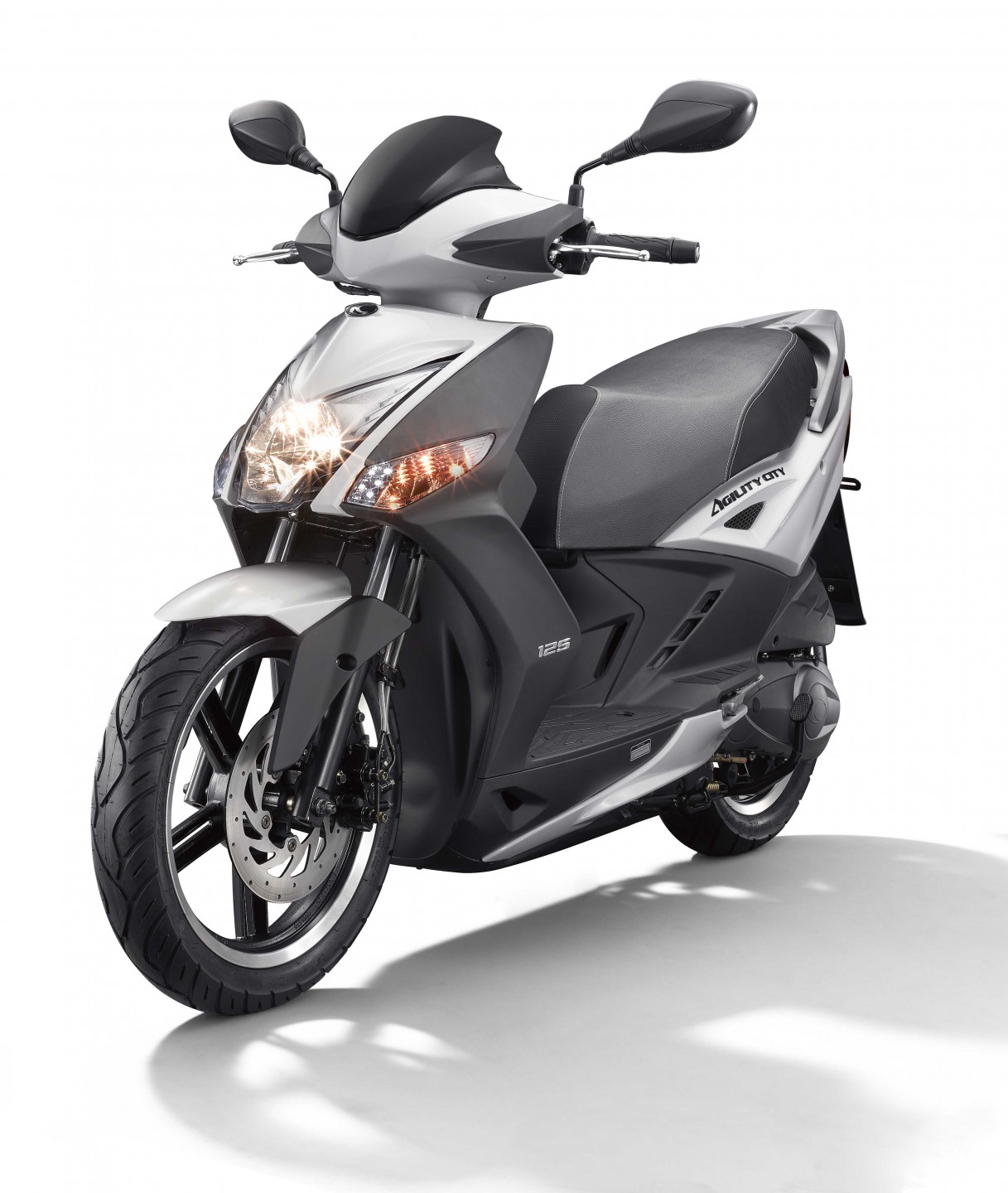 Agility City 125, en blanco. KYMCO España