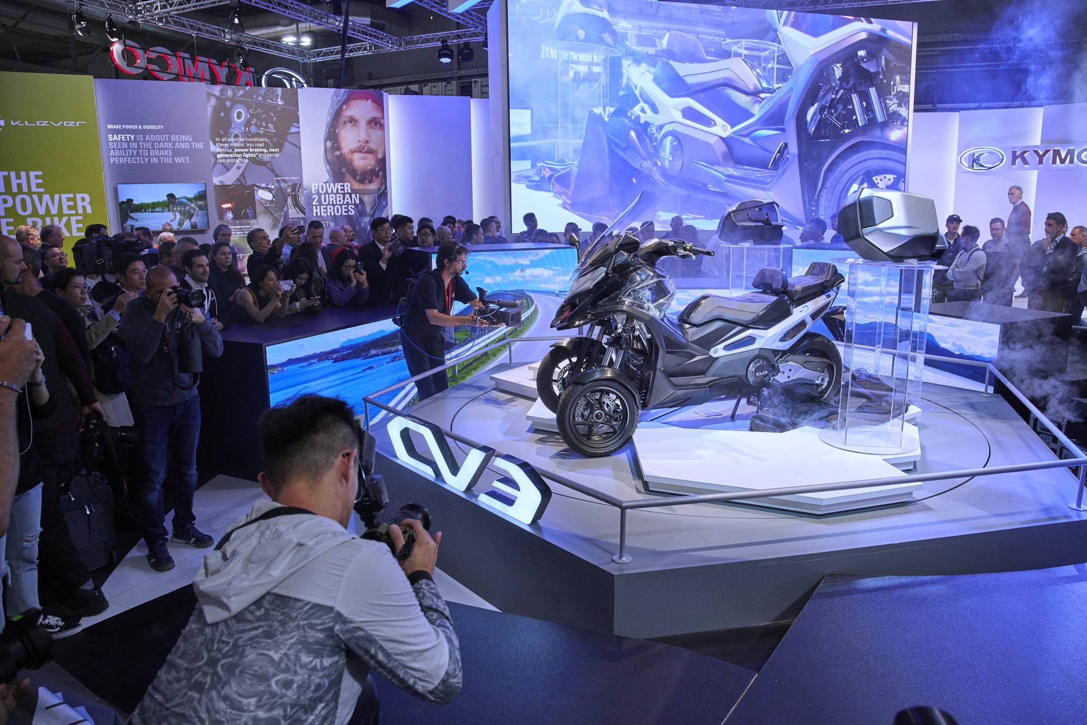 Presentación CV3, en Milán (Eicma 2019). KYMCO Global