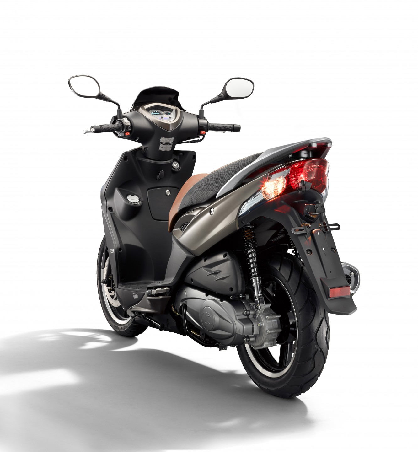 Agility City 125, en marrón. KYMCO España