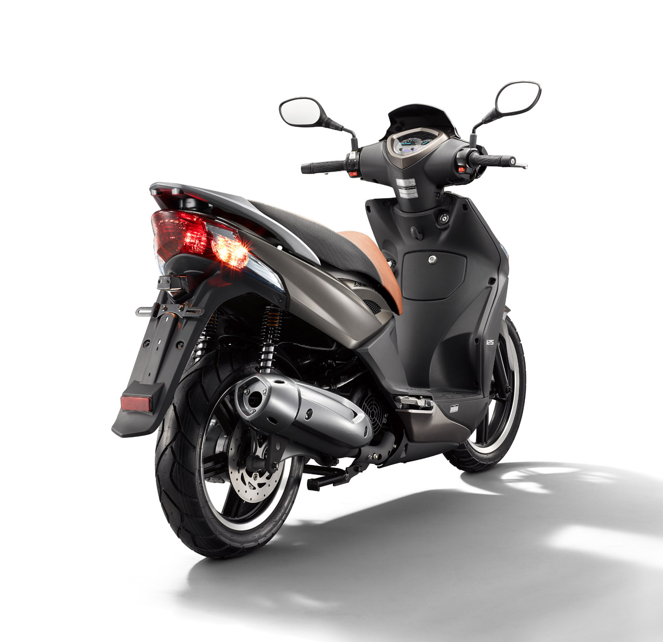 Agility City 125, en marrón. KYMCO España