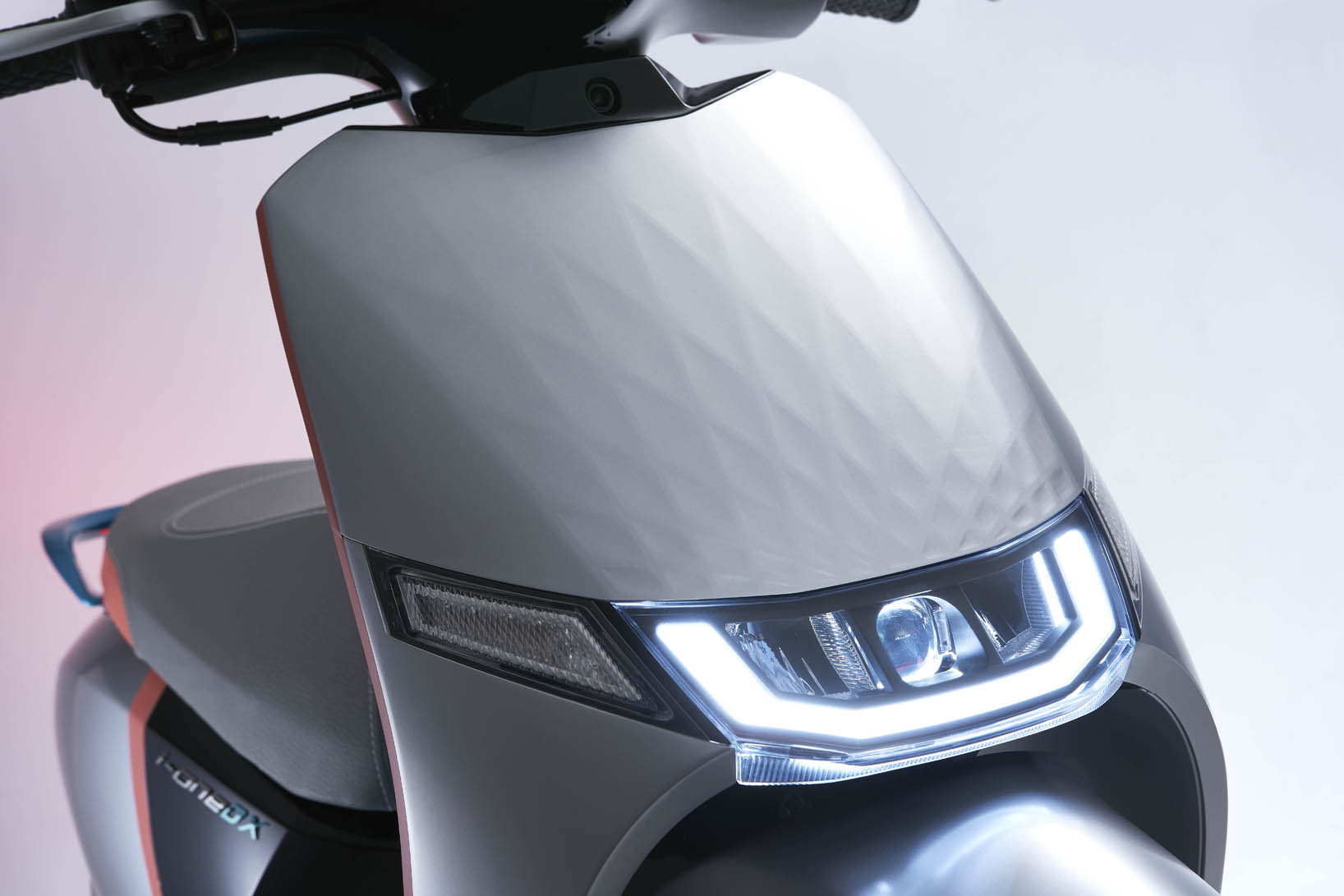 KYMCO i-OneDX, Eicma 2019. KYMCO Global