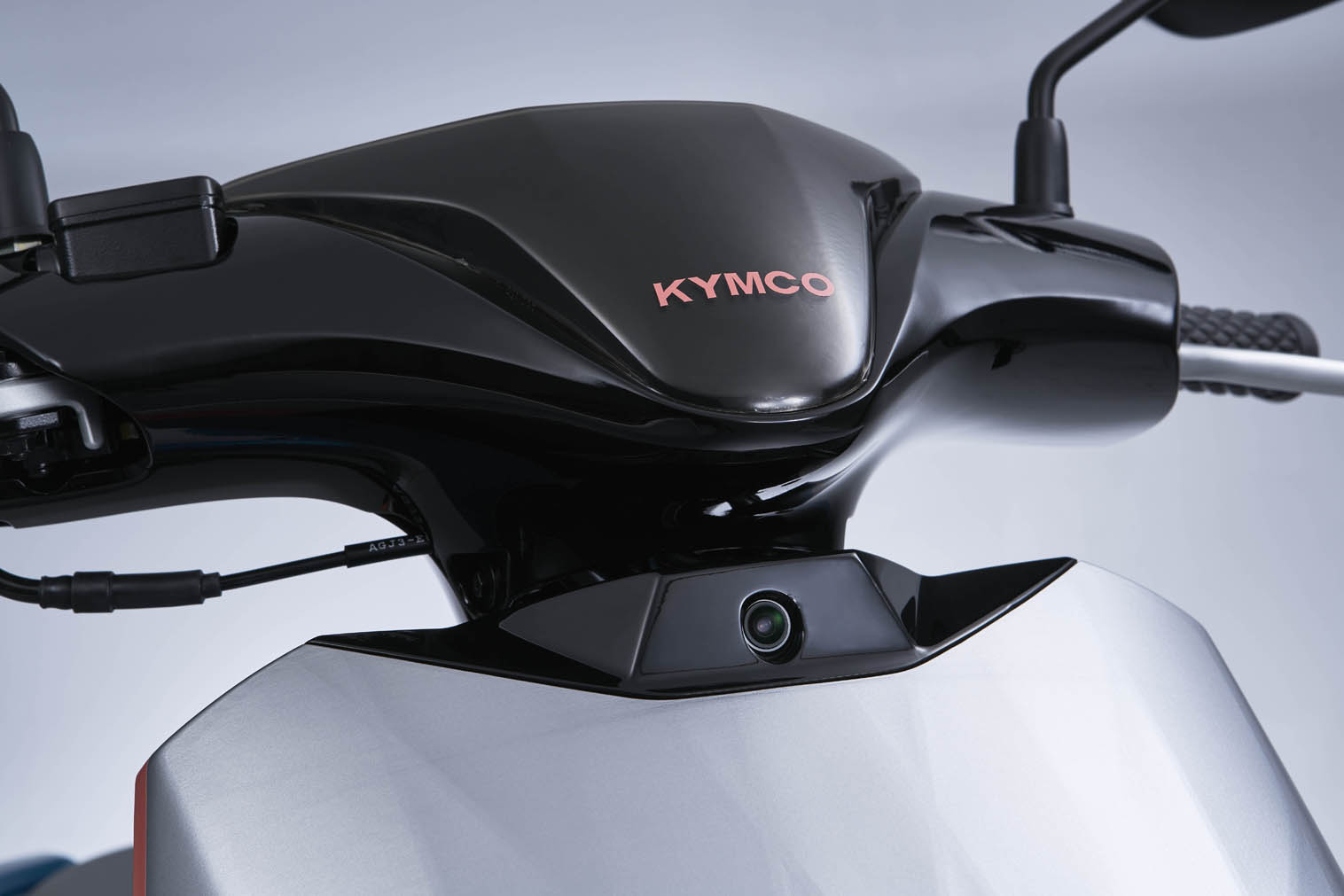 KYMCO i-OneDX, Eicma 2019. KYMCO Global