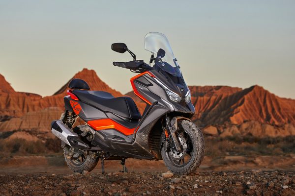 Nuevo DTX 125/350: Presentación Oficial y ‘Test Ride’ en las Bardenas Reales de Navarra