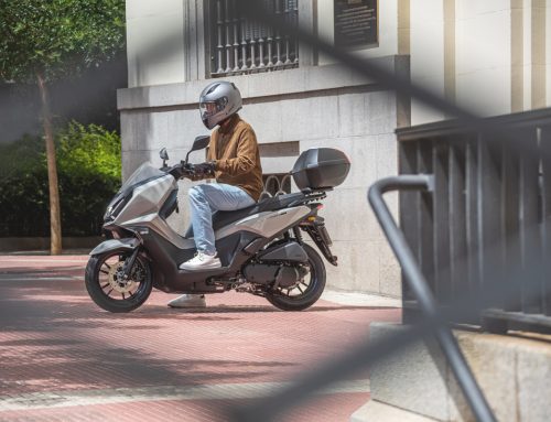 KYMCO inicia 2025 con bajada  de precio en Sky Town 125, el scooter mejor valorado en seguridad y eficiencia