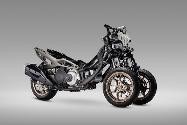 KYMCO España desvela el núcleo estructural de CV3 575, el secreto de su superioridad
