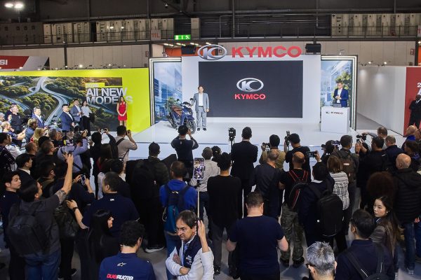 Grupo KYMCO anuncia su primer híbrido: People R Hybrid 125 para una experiencia de conducción urbana más limpia