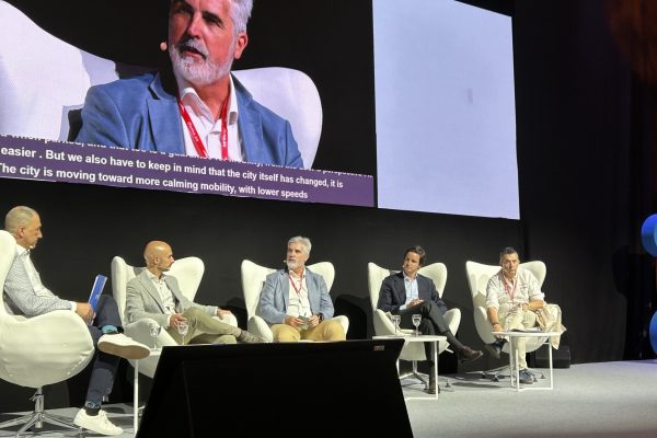 La nueva movilidad urbana no se sostiene solo sobre vehículos eficientes: necesita una red de posventa capaz de generar confianza