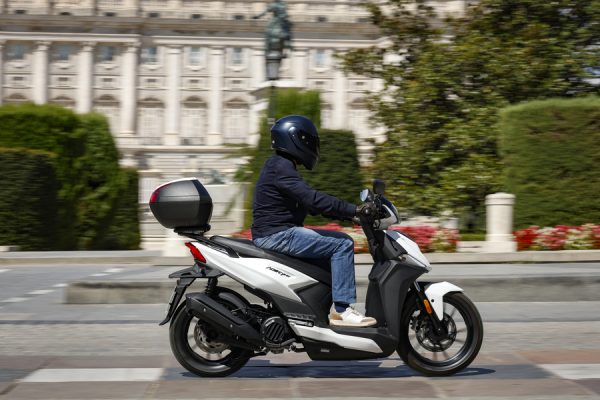 “El modelo KYMCO de posventa con más de 30 años en España afianza la vocación urbana del nuevo Agility NX 125”